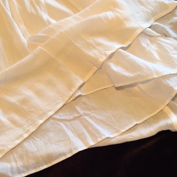 Piper by Townsen Embroidered Halter Top white - Picture 3 of 12